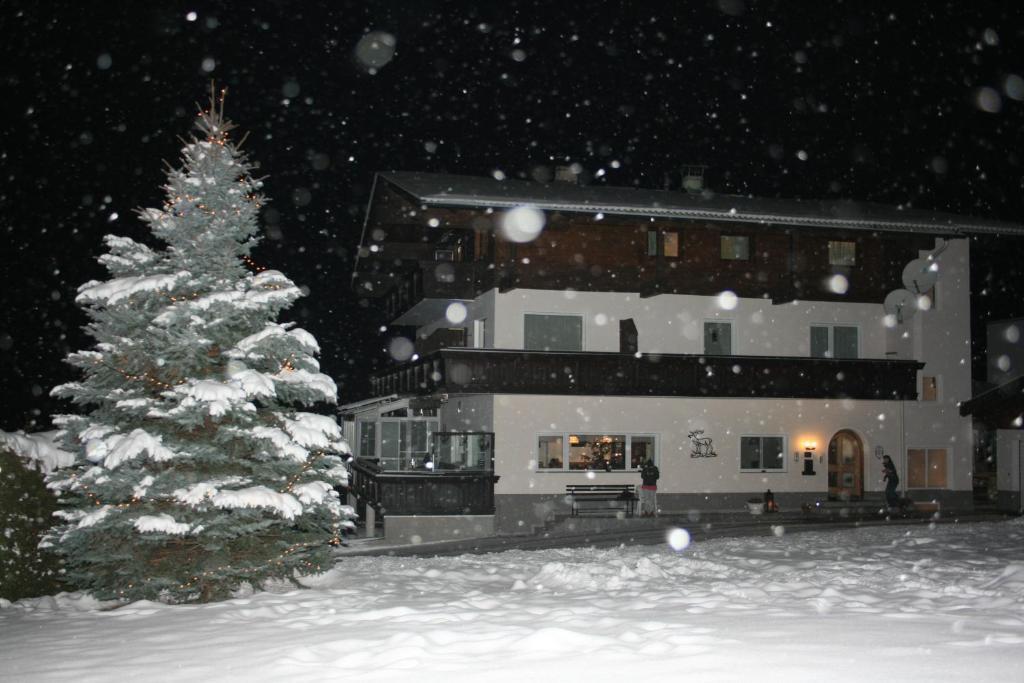 Haus Hubertus Hotel Mieders Luaran gambar
