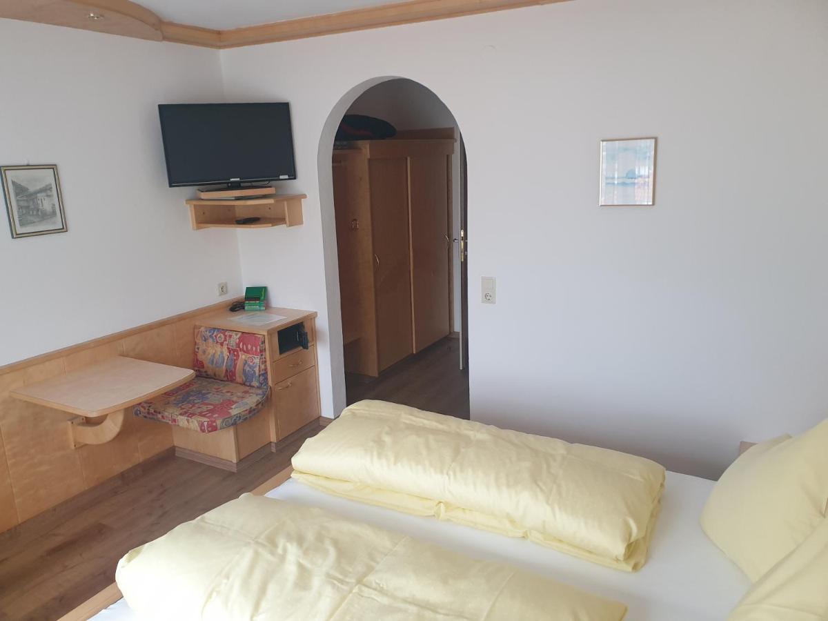 Haus Hubertus Hotel Mieders Luaran gambar